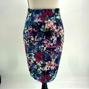 UEC Guess floral midi pencil skirt size XS